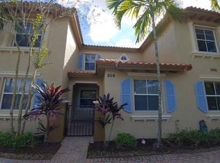 2888 Hidden Hills Rd APT 906, Royal Palm Beach, FL 33411