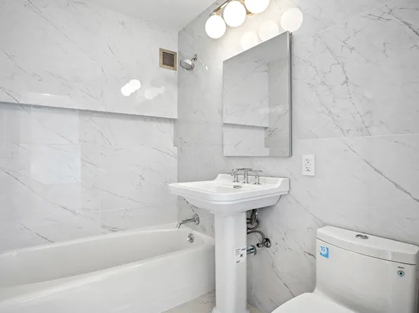 45 West 67th Street image 5 of 6