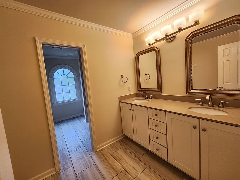 270 S Shore Dr — Photo 39