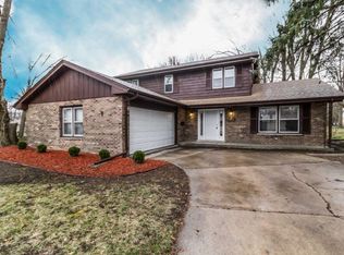 4119 Oakwood Ln, Matteson, IL 60443