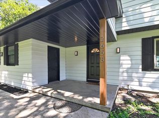 2658 Oak Crest Cir, Sun Prairie, WI 53590