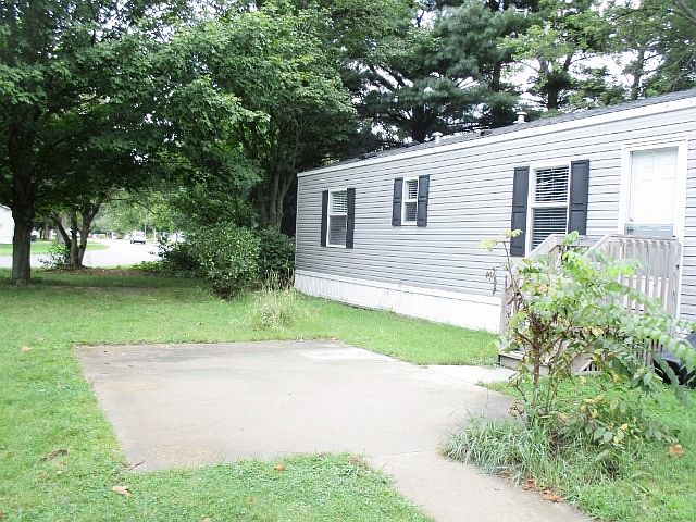 1st image of 098 Winchester Trl