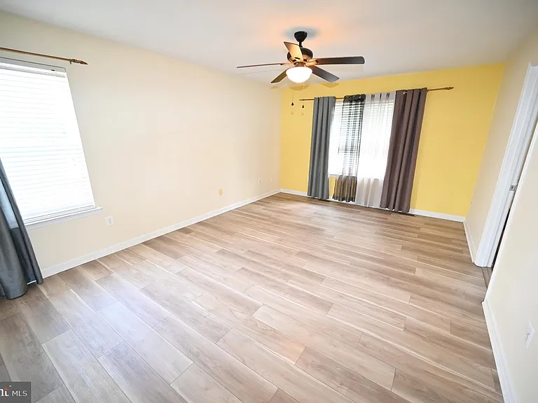 9172 Granite Ct — Photo 33