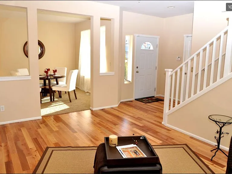 4418 S 220th St — Photo 2