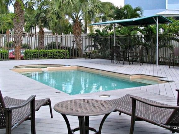 pool I have private entrance