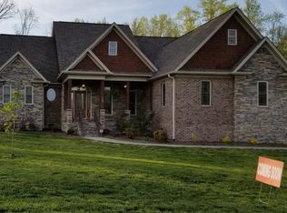 109 Long Meadows Dr, Kings Mountain, NC 28086