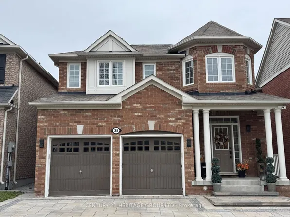 35 Cliff Gunn Rd, Newmarket, ON L3X 3J8