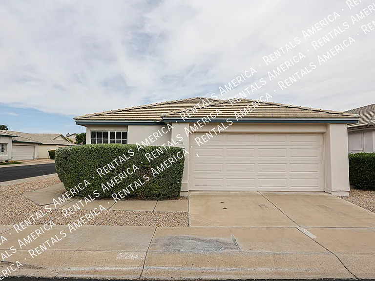 15831 N 6th Ave — Photo 5