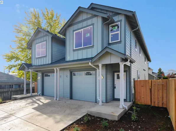 285 N 1st St, Carlton, OR 97111