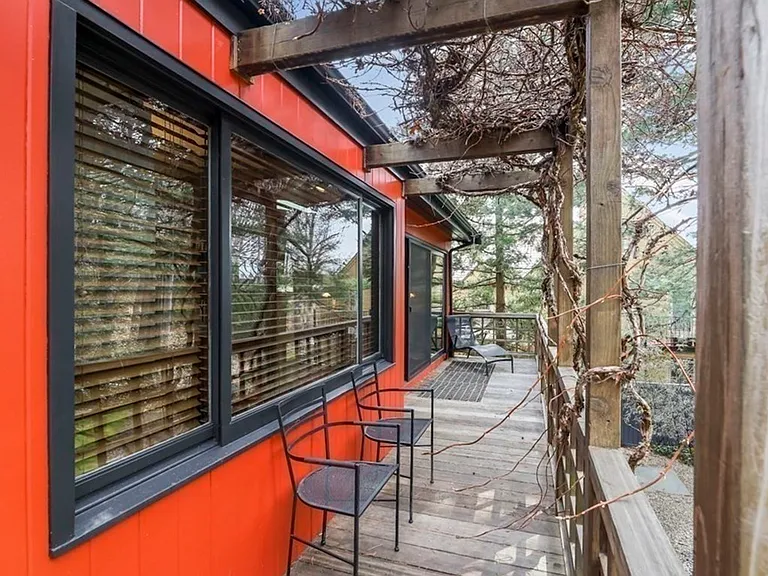 38 Cumberland Ave — Photo 25