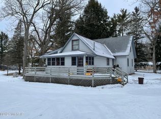 3225 6th St, Twin Lake, MI 49457