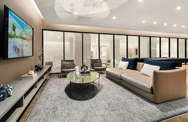 Rented by Douglas Elliman | media 8