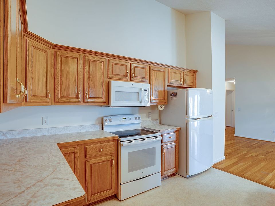 10th image of 134 N Harris Rd