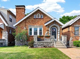5455 Walsh St, Saint Louis, MO 63109
