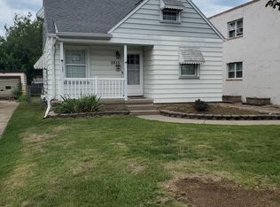 2315 N Elmwood Ave, Peoria, IL