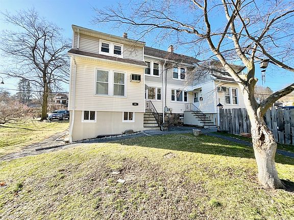 3rd image of 48 Stafford St #16479356