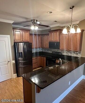5th image of 2300 Dovedale Dr #B