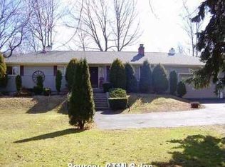 115 Sweet Birch Dr, Meriden, CT 06450