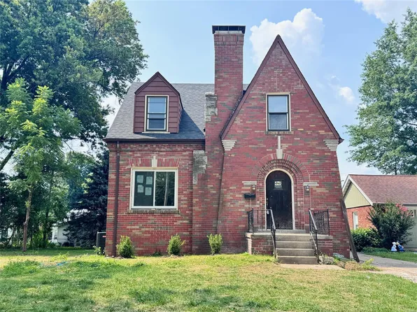 9004 Lackland Rd, Saint Louis, MO 63114