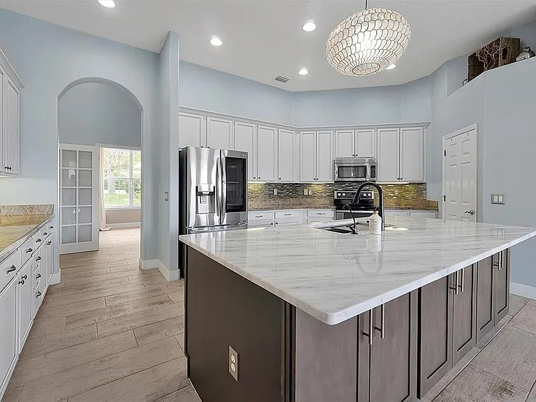 231 Lakay Pl — Photo 7