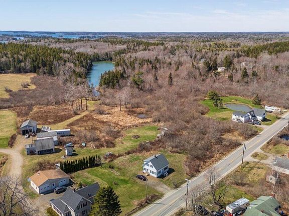 5th image of 694 Spruce Head Road
