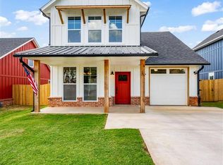 910 4th St, Elgin, OK 73538