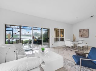 19880 Stockholm Dr, Boca Raton, FL 33434