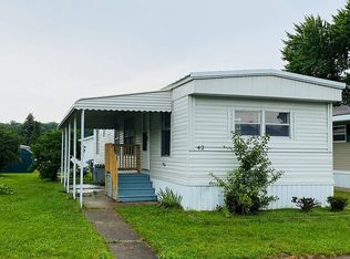 39500 Warren Rd #42, Canton, MI 48187