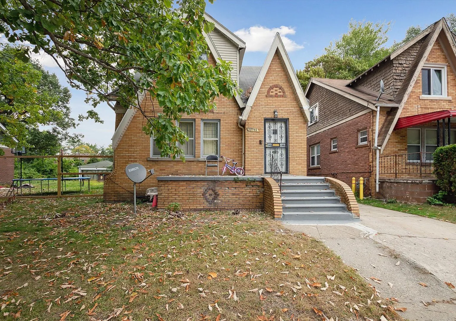 15758 Mendota - GSP Realty 5 LLC — Photo 1