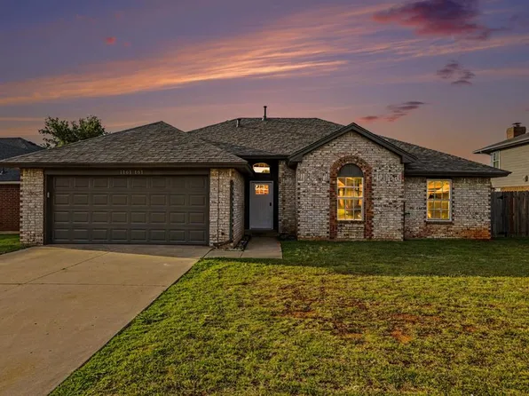 1161 McConnell Dr, Yukon, OK 73099