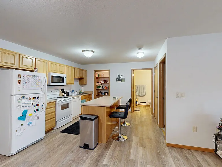 106 N Silver St — Photo 2