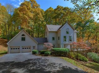 2512 Blackberry Rd, Boone, NC 28607