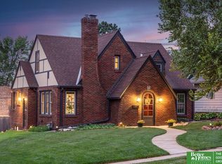 4501 Walnut St, Omaha, NE 68106