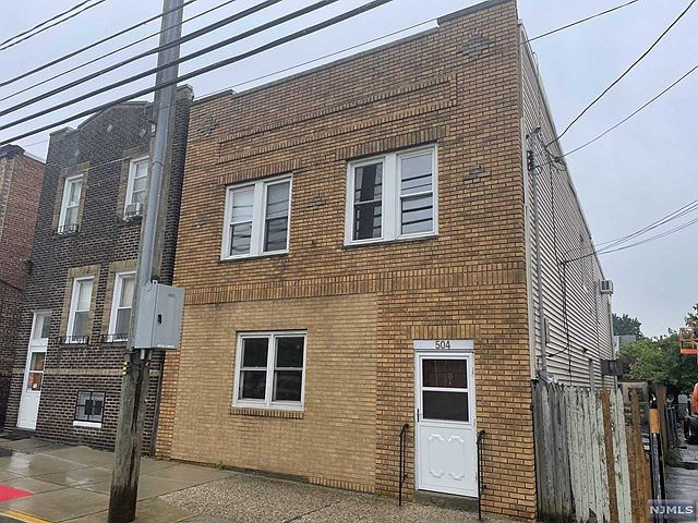 1st image of 504 Valley Brook Ave Floor 2
