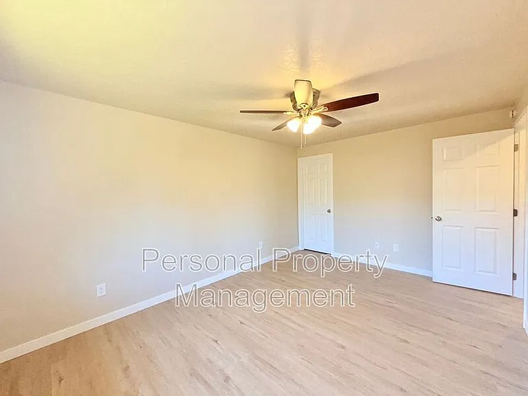 7621 NE 158th Ave — Photo 12