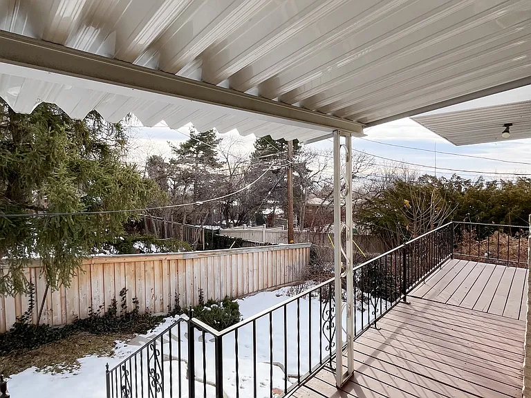 2626 E Blaine Ave — Photo 14