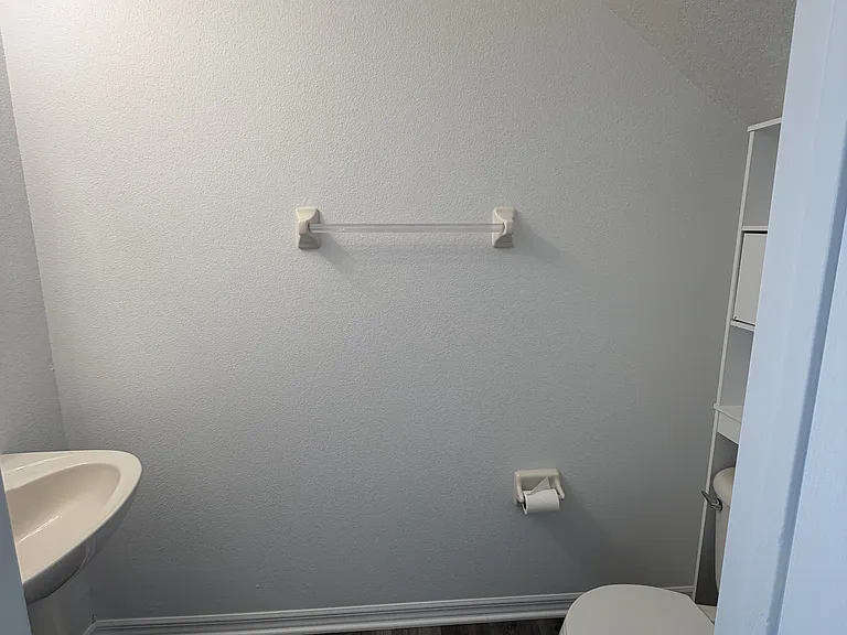 701 Cresting Oak Cir — Photo 12