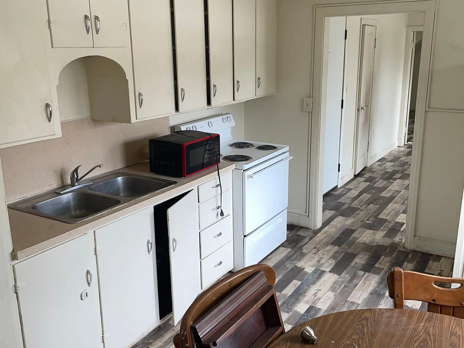 1 bed, $825 — Photo 3
