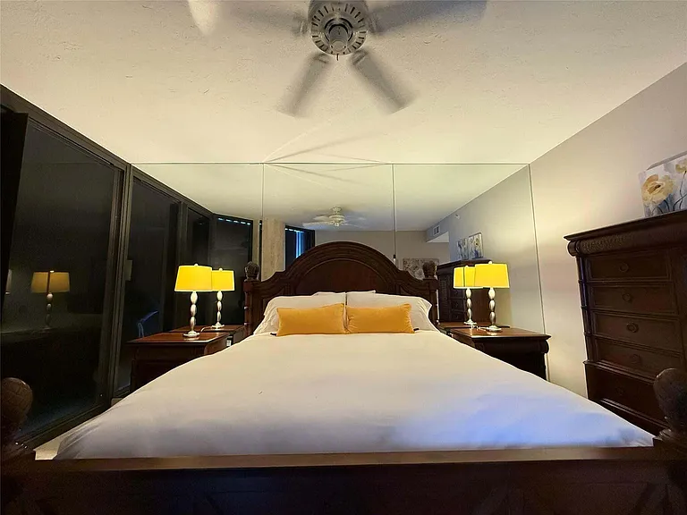 800 Ocean Dr #1104 — Photo 21
