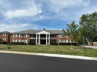 2000 Parkside Dr APT JG, Park Ridge, IL 60068