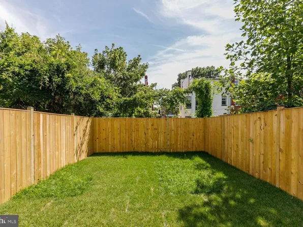 428 Manor Pl NW #A, Washington, DC 20010