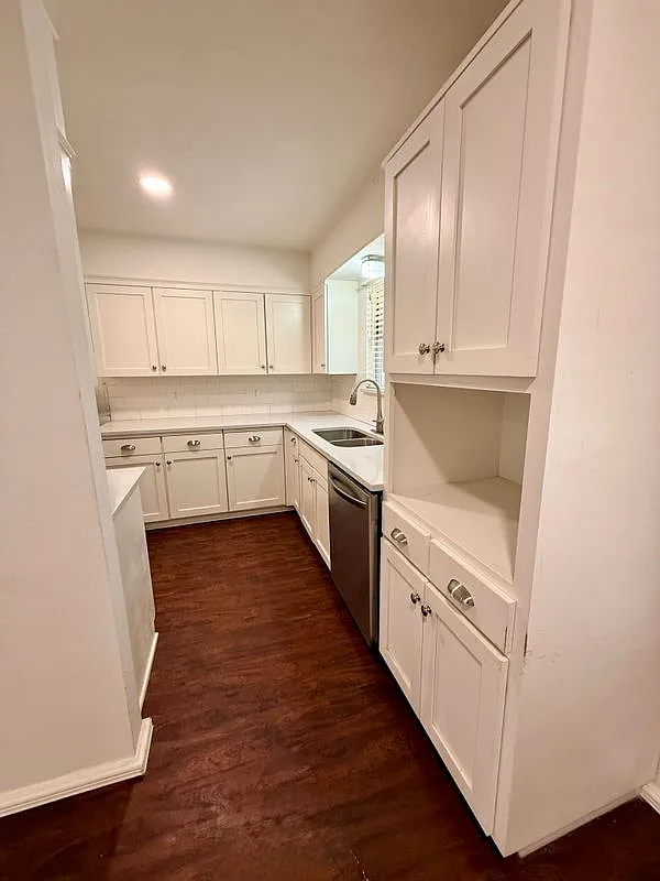 4 bed, 2.0 bath, 1590 sqft, $1,850 — Photo 3