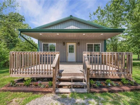 14820 Crystal Dr, Excelsior Springs, MO 64024