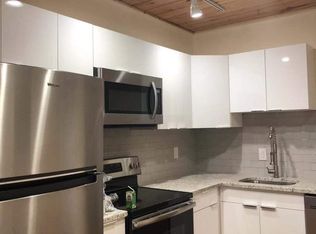 1637 S Broad St #2R, Philadelphia, PA 19148