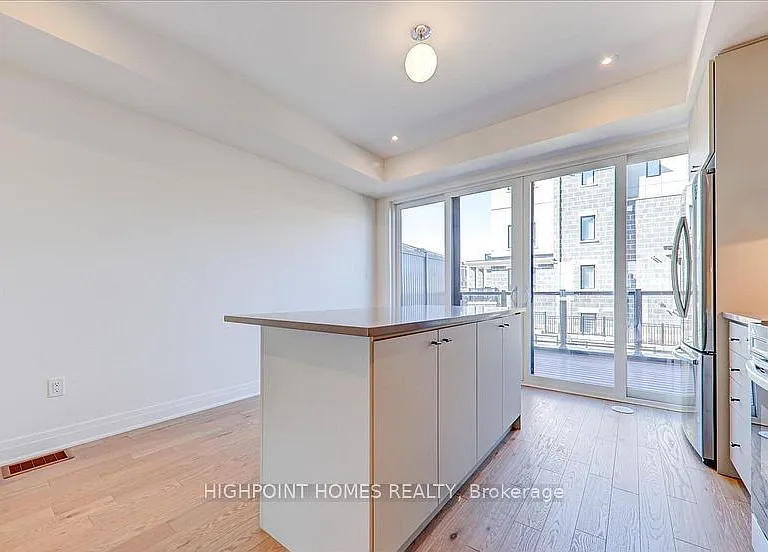 641 Port Darlington Rd #20 — Photo 20