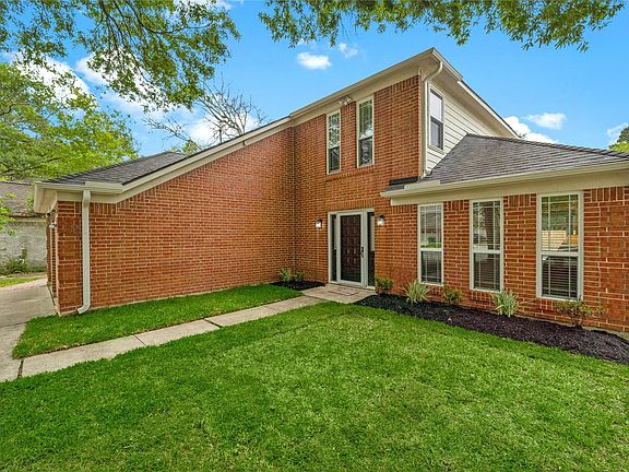 4th image of 2637 Sawyer Dr
