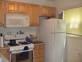 2nd image of 454 8th St