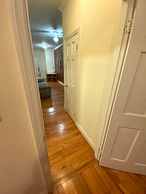 Rented by Voro New York | media 68