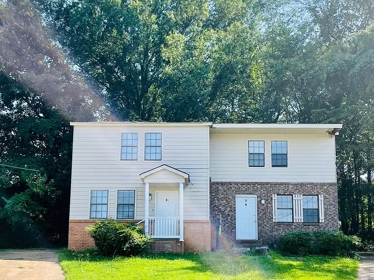 8 Davidfield Cv — Photo 1