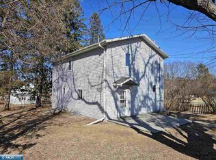 703 6th St NW, Chisholm, MN 55719